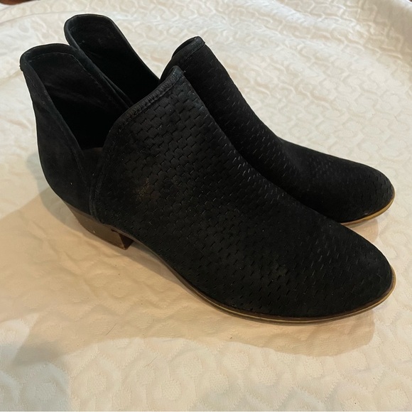 Lucky Brand Baley Bootie Black Leather Perforated Brindle Suede 8.5 Women’s - Picture 1 of 9